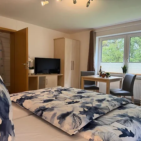Gaestezimmer 8 - Pension Vorm Darss * Hirschburg