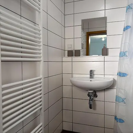 8 - Neuhaus Hirschburg